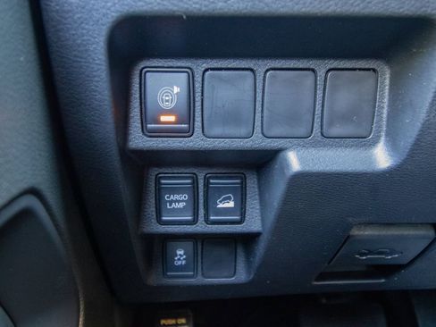 Used 2022 Nissan Frontier S w/ Technology Package AWD/4WD image 34