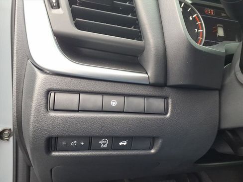 New 2026 Nissan Rogue SV image 18