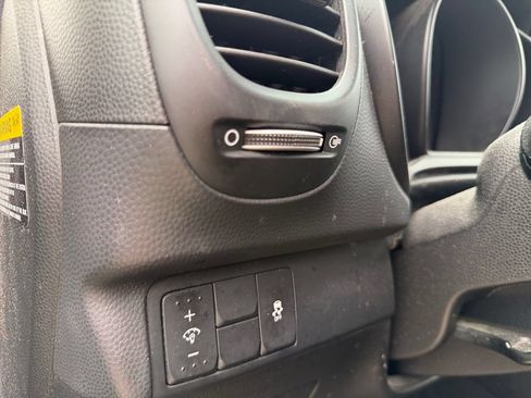 Used 2016 Kia Soul FWD image 19
