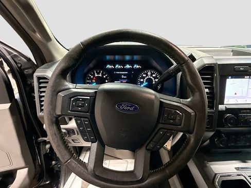 Used 2019 Ford F150 XLT w/ Equipment Group 302A Luxury image 11