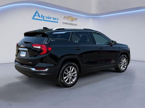 Used 2024 GMC Terrain SLT AWD/4WD image 5
