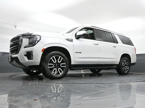 Used 2021 GMC Yukon XL AT4 AWD/4WD image 39