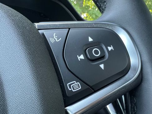 Certified 2025 Volvo S60 B5 Core AWD/4WD image 27