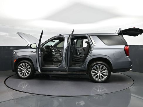 Used 2022 GMC Yukon Denali w/ Denali Premium Package image 48