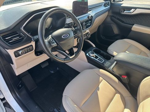 Used 2020 Ford Escape SEL image 29