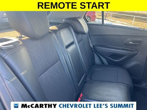 Used 2018 Chevrolet Trax LT w/ LT Convenience Package image 24