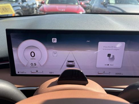 Certified 2026 Genesis GV70 2.5T Advanced AWD/4WD image 26