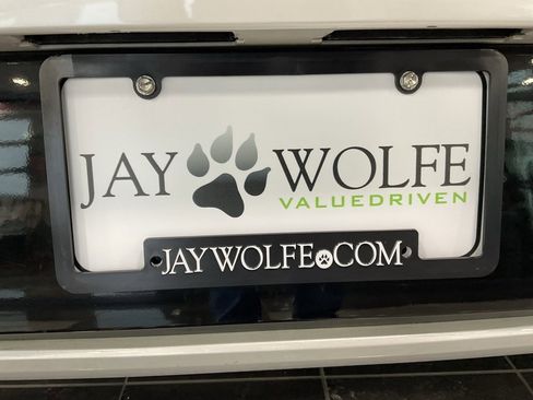 Used 2021 Toyota Corolla SE w/ SE Preferred Package image 23