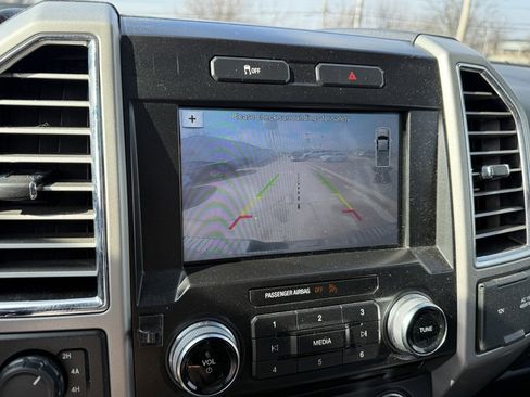 Used 2016 Ford F150 Lariat w/ Equipment Group 502A Luxury image 21