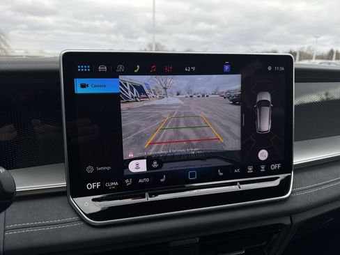 New 2026 Volkswagen Tiguan SE R-Line image 15