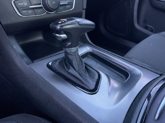 Used 2022 Dodge Charger SXT w/ Blacktop Package RWD image 20