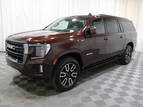 Used 2023 GMC Yukon XL AT4 w/ AT4 Premium Package image 42