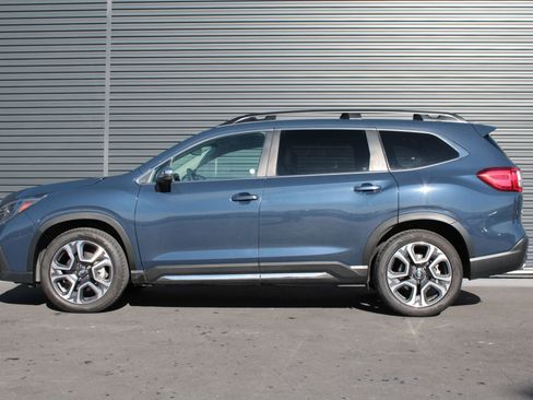 Used 2023 Subaru Ascent Limited w/ Technology Package image 8