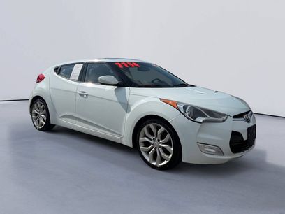 Used 2013 Hyundai Veloster w/ Style Pkg