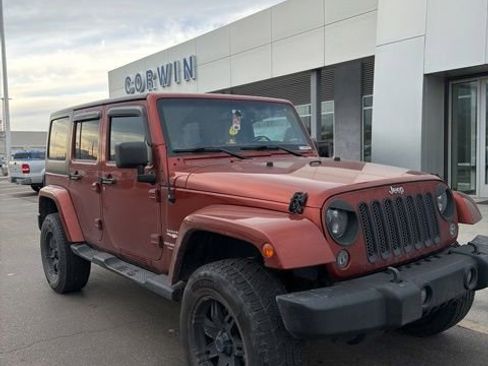 Used 2014 Jeep Wrangler Unlimited Sahara w/ Dual Top Group image 1