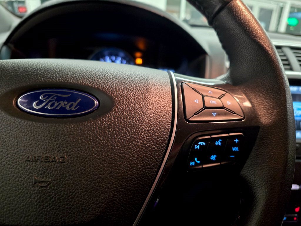 Used 2016 Ford Explorer Limited w/ Equipment Group 301A FWD image 20