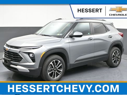 Used 2026 Chevrolet TrailBlazer LT w/ Driver Confidence Package FWD image 1