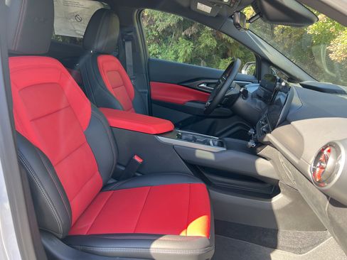 New 2025 Chevrolet Equinox EV RS w/ Active Safety Package 3 image 29