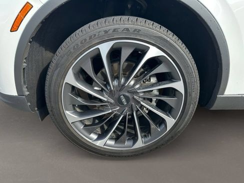 Used 2025 Lincoln Aviator Reserve w/ Equipment Group 201A AWD/4WD image 10