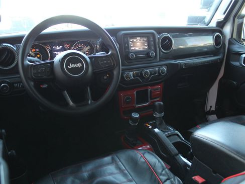 Used 2021 Jeep Wrangler Unlimited Sport AWD/4WD image 14