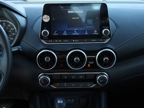 Used 2024 Nissan Sentra SV image 7