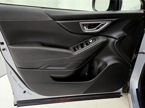 Used 2020 Subaru Forester Premium image 34