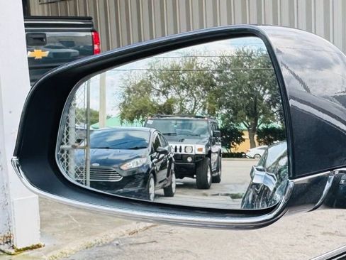 Used 2017 Tesla Model S 75 image 15