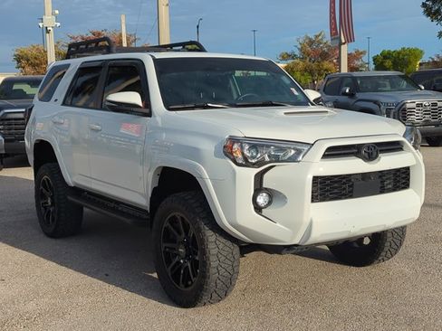 Used 2024 Toyota 4Runner SR5 Premium w/ Moonroof Package image 3
