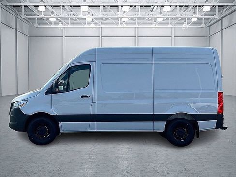 New 2025 Mercedes-Benz Sprinter 2500 image 2