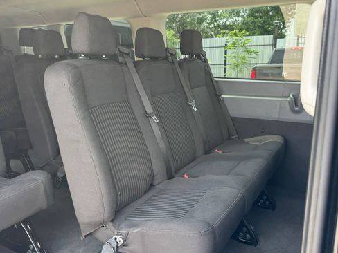 Used 2018 Ford Transit 350 XL RWD image 30