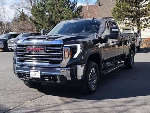 Used 2025 GMC Sierra 3500 SLE w/ SLE Value Package image 4