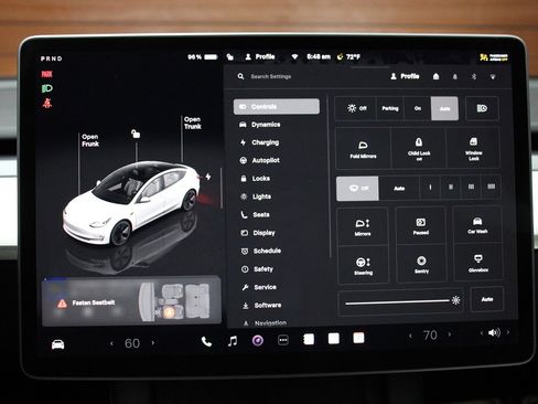 Used 2023 Tesla Model 3 Standard Range image 23