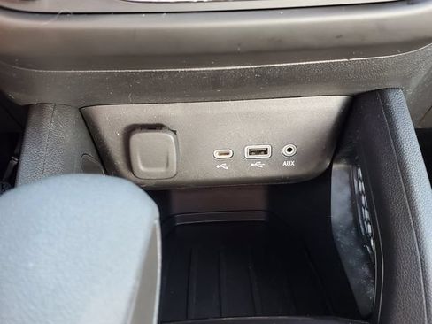 Used 2023 Chevrolet TrailBlazer LT w/ Convenience Package AWD/4WD image 32