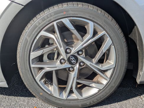 Used 2021 Hyundai Sonata SEL w/ Preferred Accessory Package image 29