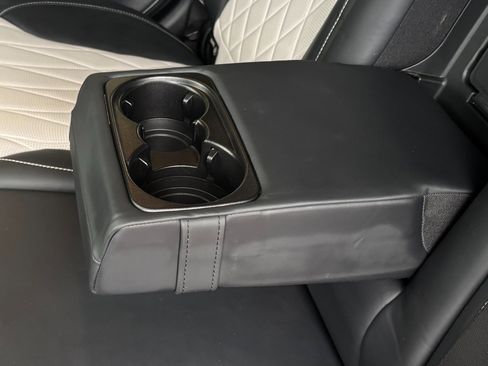 Used 2020 Mercedes-Benz G 550 image 19