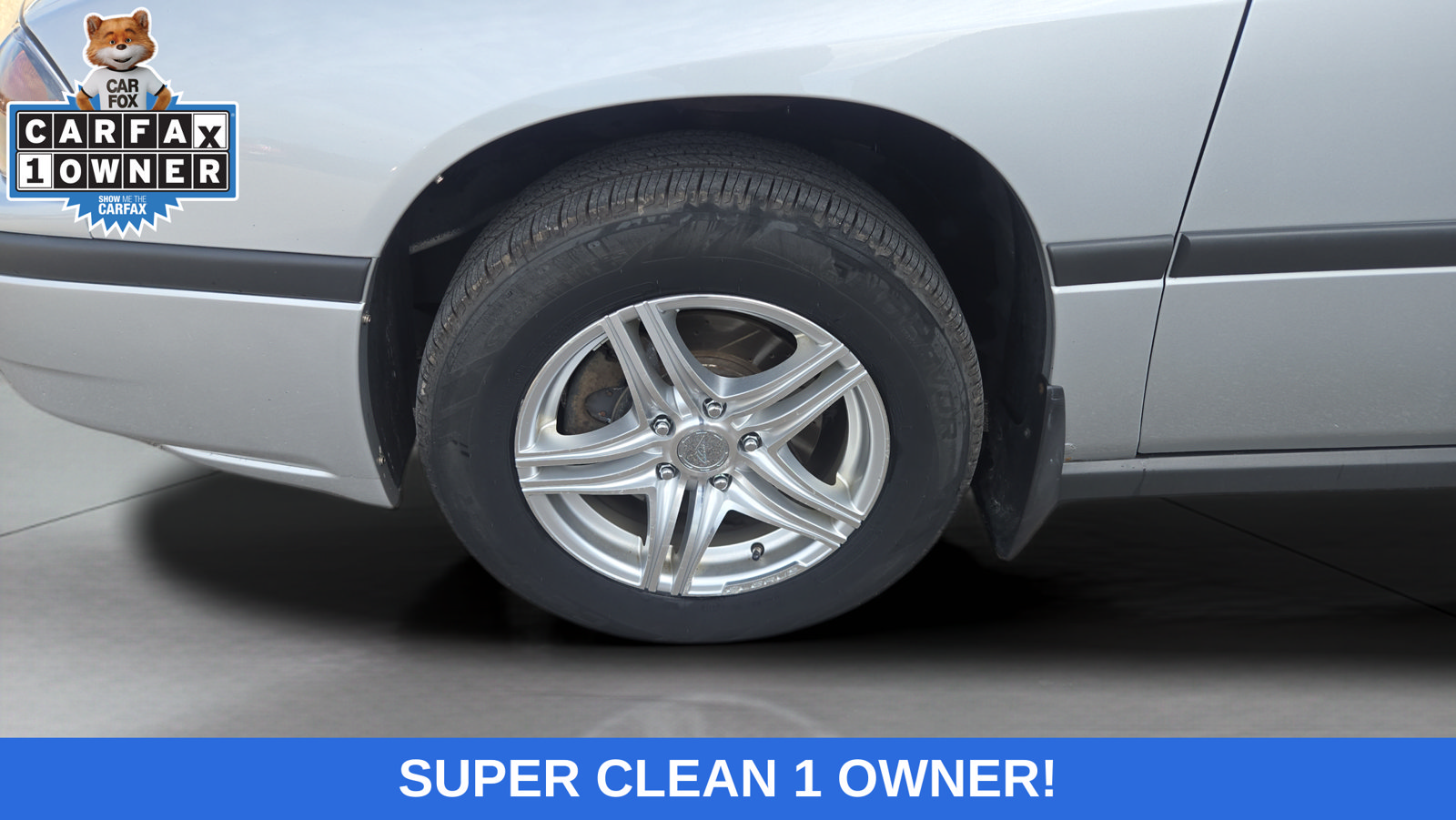 Used 2001 Chevrolet Impala w/ Preferred Equipment Group FWD image 30