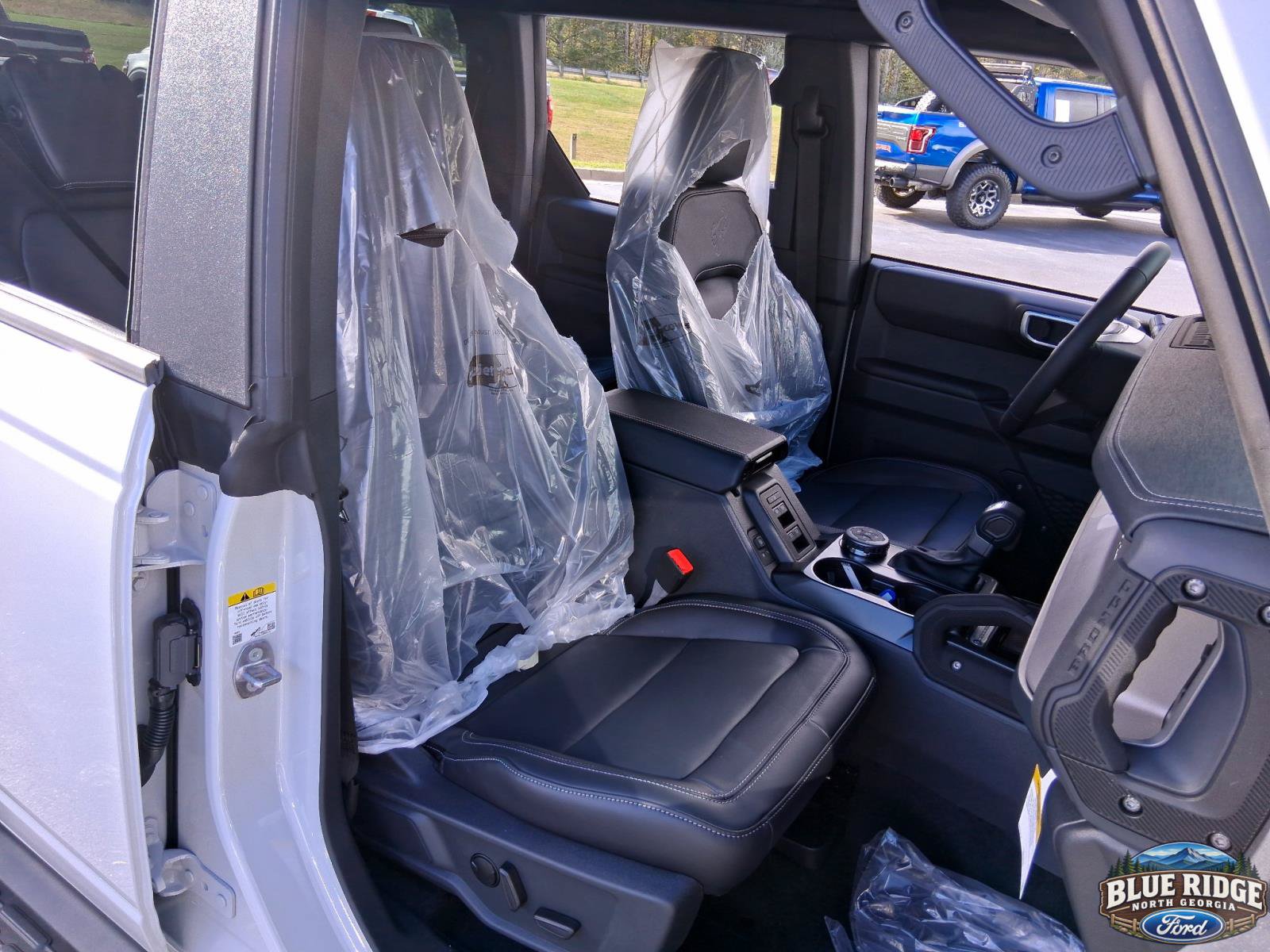 New 2026 Ford Bronco Outer Banks w/ Sasquatch Package AWD/4WD image 12