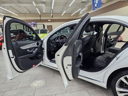 Used 2018 Mercedes-Benz C 300 Sedan w/ Premium Package image 16