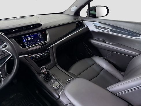Used 2023 Cadillac XT5 Premium Luxury w/ Technology Package FWD image 29