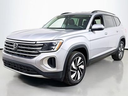 Used 2025 Volkswagen Atlas SE