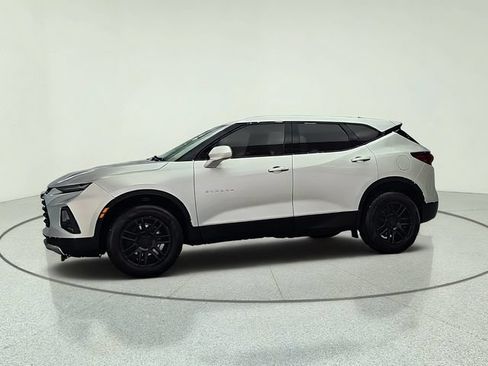 Used 2021 Chevrolet Blazer LT FWD image 3