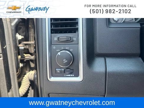 Used 2015 RAM 1500 Limited AWD/4WD image 19