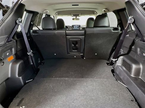 Used 2024 Mitsubishi Outlander SE image 25