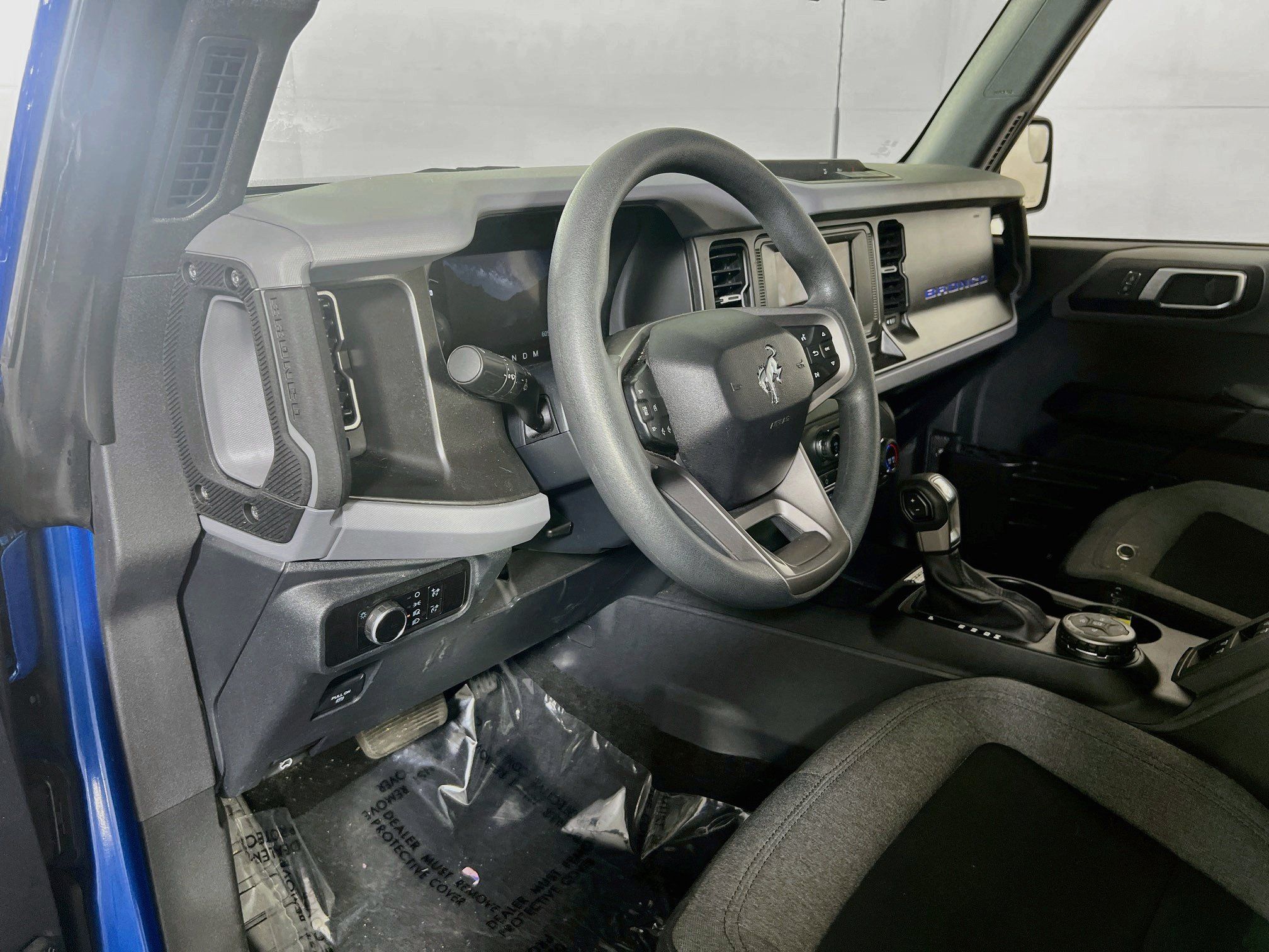 Used 2023 Ford Bronco 4-Door AWD/4WD image 9