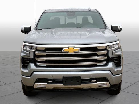 Certified 2025 Chevrolet Silverado 1500 High Country w/ Technology Package image 3