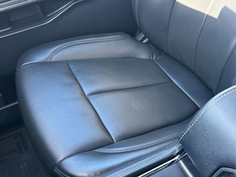 Certified 2022 Ford Expedition XLT image 26