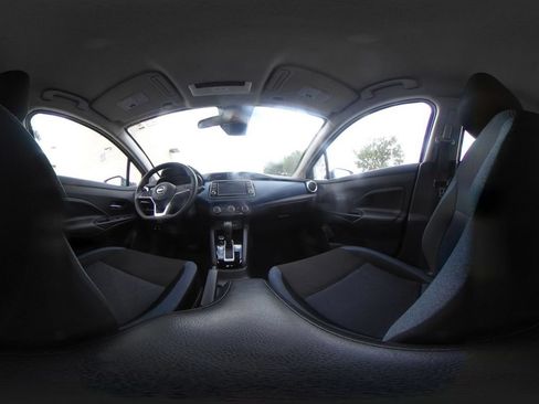 Used 2025 Nissan Versa SV FWD image 41