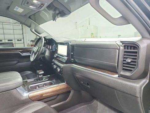 Used 2024 GMC Sierra 1500 Elevation w/ Elevation Premium Package image 37