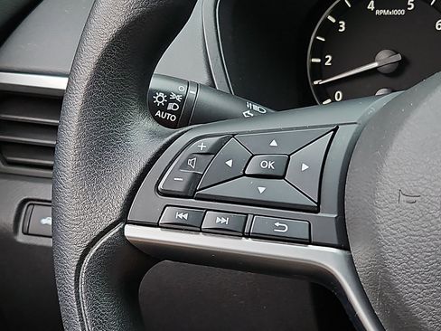 Certified 2019 Nissan Altima 2.5 S FWD image 19