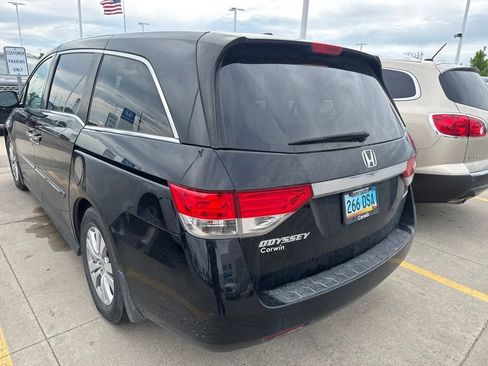 Used 2016 Honda Odyssey SE image 3